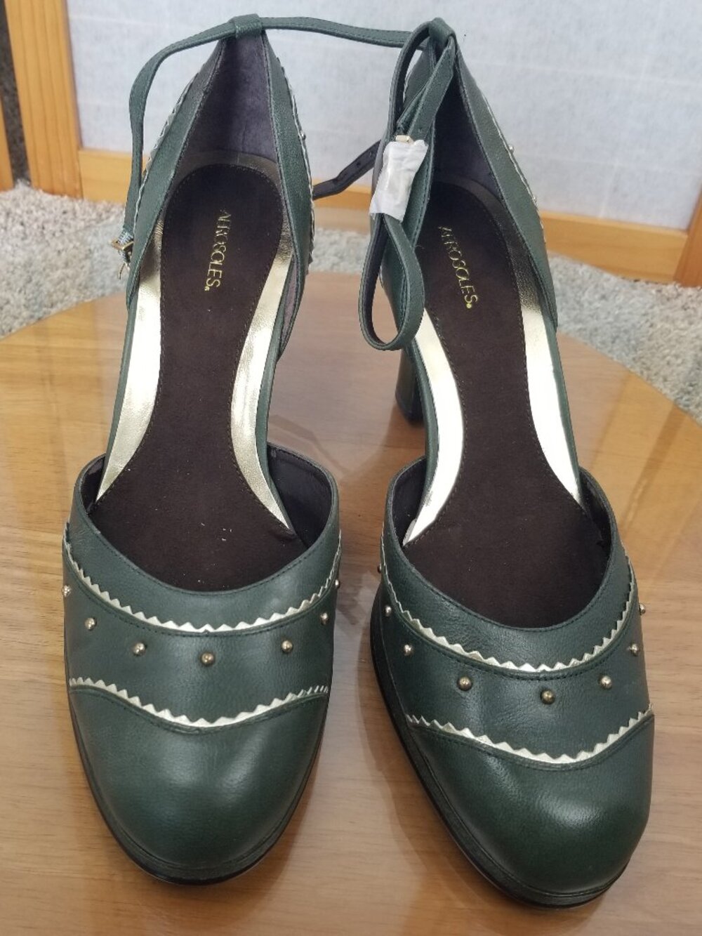 Aerosoles Romeo Mary Jane Heels Green Leather Ankle Strap Size 11 NIB FLAW